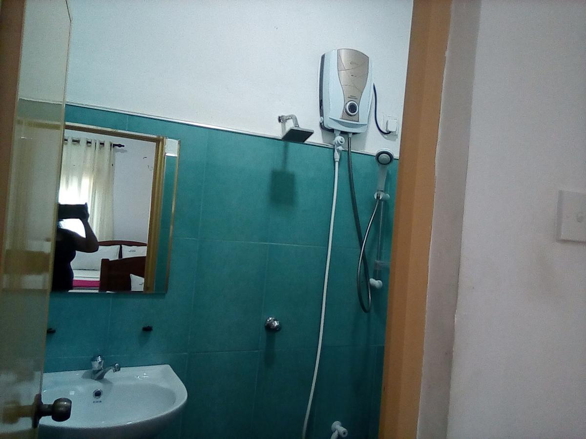 Tree House Holiday Home Kombichankulama Luaran gambar