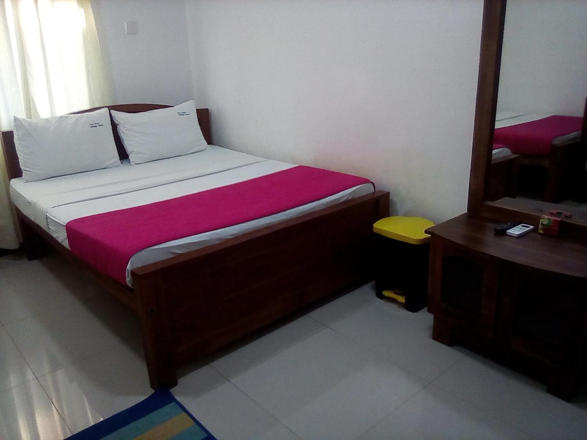 Tree House Holiday Home Kombichankulama Luaran gambar