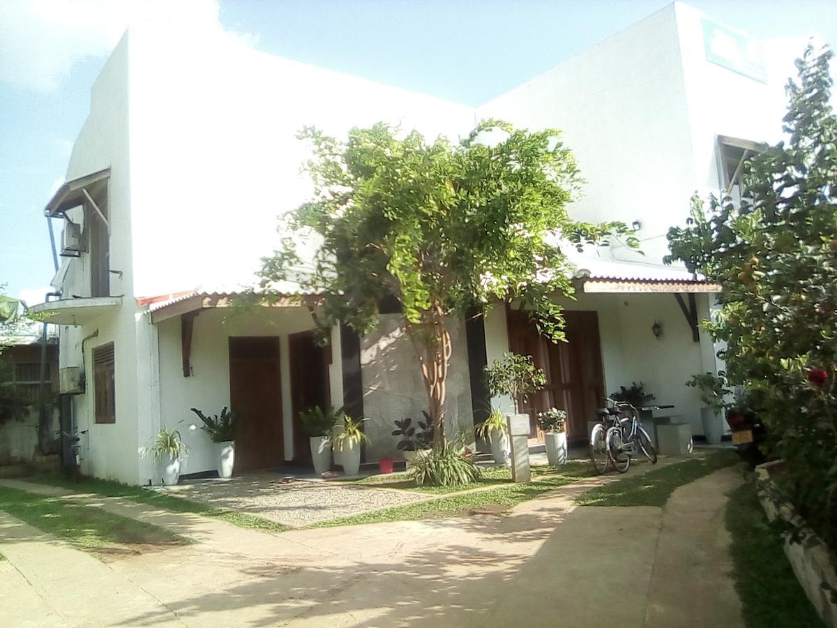 Tree House Holiday Home Kombichankulama Luaran gambar