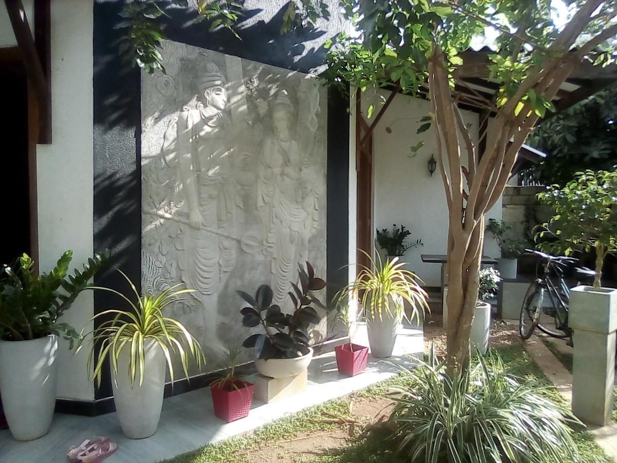 Tree House Holiday Home Kombichankulama Luaran gambar